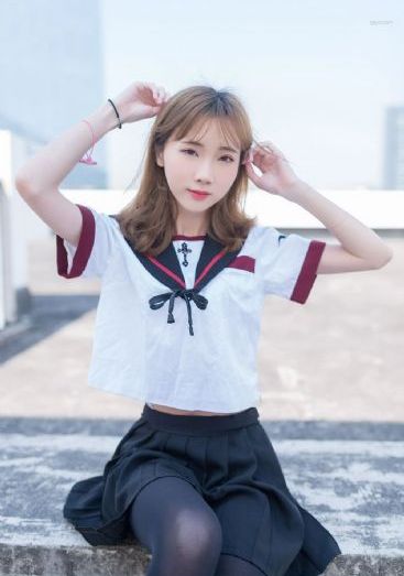 亚洲性人人天天夜夜摸_1080P免费在线播放