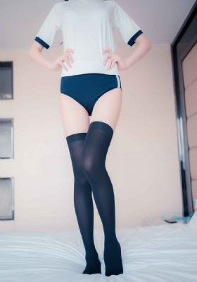 迷人的女保姆_1080最新电影在线观看