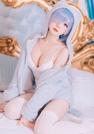 张雪馨私拍极品馒头_剧情片在线观看高清